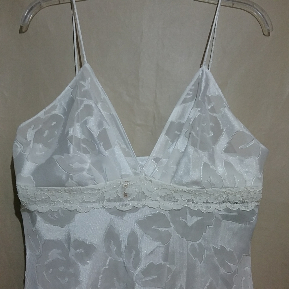 Circa 2000 sleepwear women's chemise nightgown size M